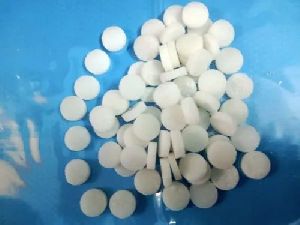 round camphor tablets