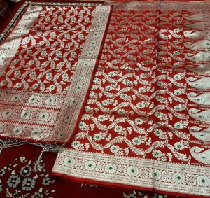 Red Bridal Banarasi Catlon Katan Silk Meena Weaved Saree With Dupatta