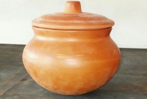 Clay Curd Pot