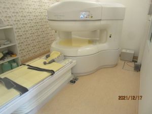 Hitachi Vento 0.3T MRI scanner