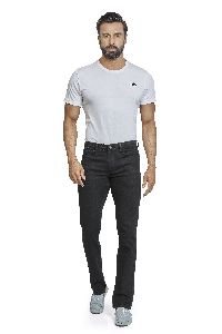 Denim Vistara Men Black Regular Fit Stretchable Jeans