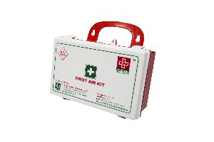 SMALL 69 COMPONENTS FIRST AID WORKPLACE KIT