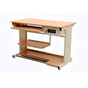 Lockable Wooden Computer Table
