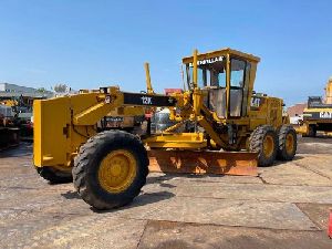 CATERPILLAR MOTOR GRADER