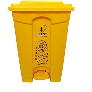 Plastic Dustbin