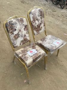 gold fancy chair