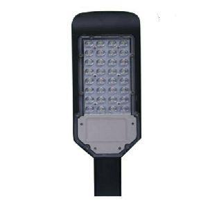 AVIOT LUMEN 36W LENS STREET LIGHT FRONT OPEN