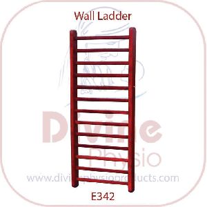 Wooden Finger Ladder