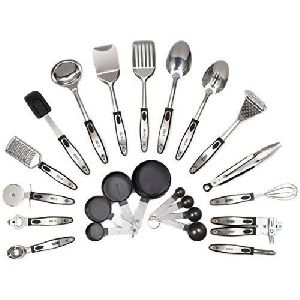 restaurant utensils