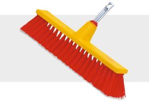 LARGE AREA BROOM