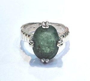 emerald ring