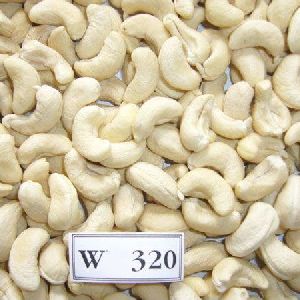 W 320 Cashew Nuts