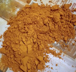 dry turmeric powder