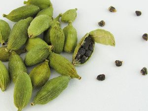 Green Cardamom Pods