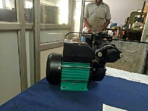 Self Priming Pump