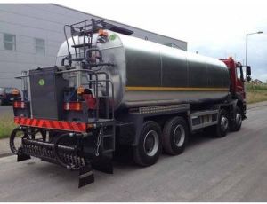 Bitumen Sprayer Machine