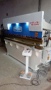 Hydraulic Press Brake Machine