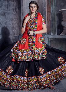 embroidered chaniya choli