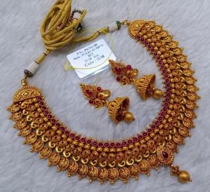 Temple Jewellery Set