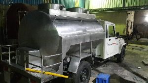 Road Milk Tank pickup