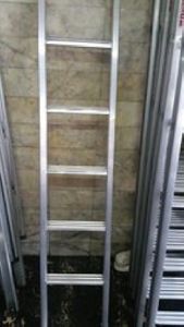 Aluminium wall support ladder