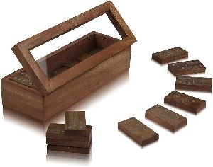 Rosewood Domino Game with 28 Domino Tiles