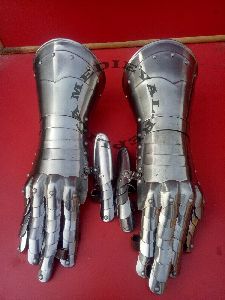 Medieval Gauntlets Gothic Armor Steel Arm Gloves SCA LARP Gauntlets Costumes