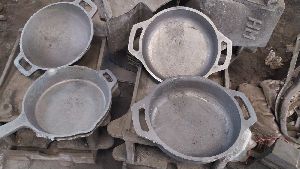 cast iron pot