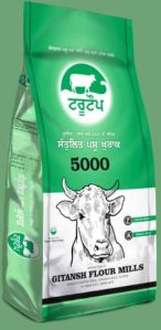 TRUTOP cattle feed 8000