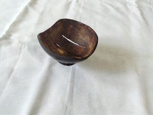 COCONUT SHELL SOAP TRAY