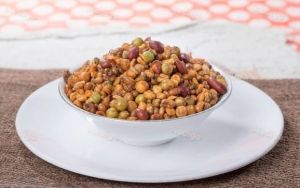 Chana Peanut Namkeen