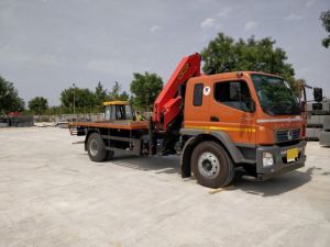 palfinger crane rental service