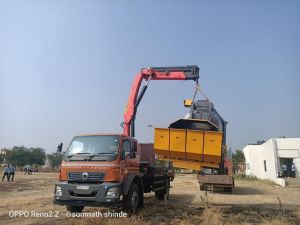 Unic Crane Rental