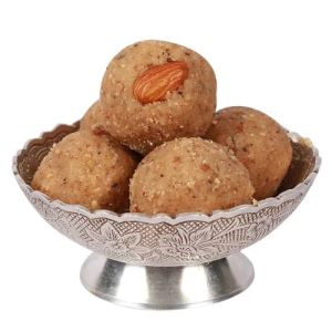 Ghee Methi Ladoo