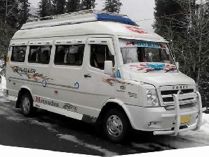 Hire Tempo Traveller for Chardhaam Yatra