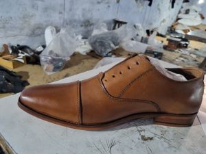 crust leather shoe