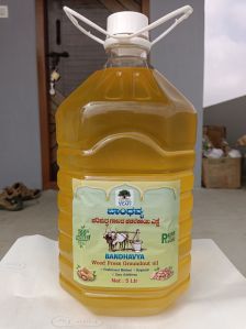 Wood Pressed Groundnut Oil