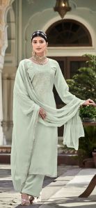 Zuri salwar suit