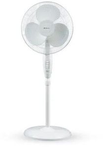 Bajaj Pedestal Fan