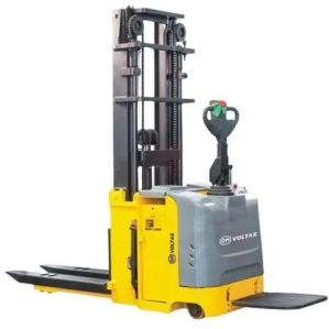 Electric Stacker