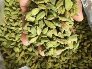 6mm to 7mm Green Cardamom