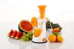 Plastic Hand Juicer