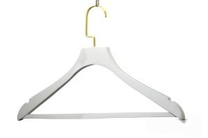 wooden standard hanger