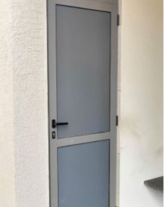 Aluminum door