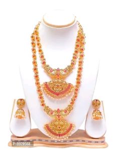 Ladies Stylish Jewellery Set