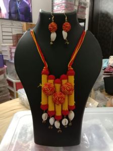 Thread Necklace