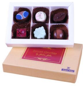 Assorted chocolates( 6 pieces )