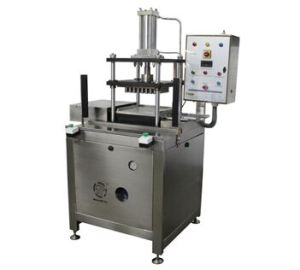 Spray Filling and Pump Machine