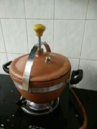 clay cooker