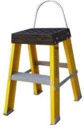 AM 16 SERIES Industrial Step Stand